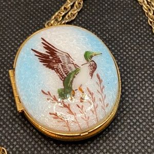 Vintage Oval Duck Locket